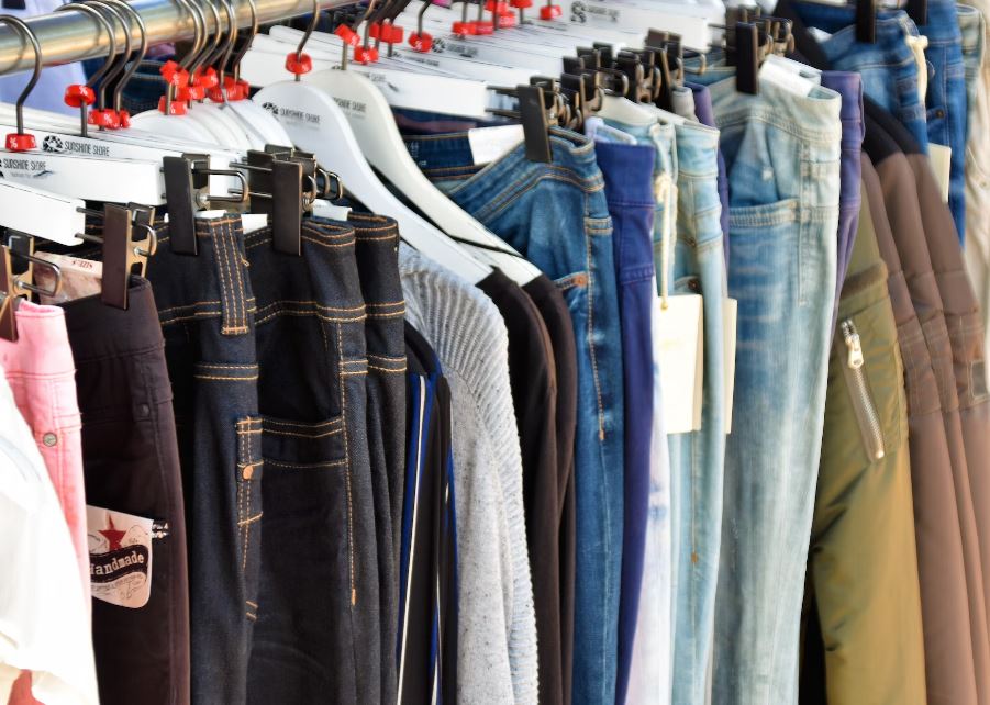 옷에서 쉰내 냄새 나는 이유, 냄새 없애는 방법 알아보겠습니다