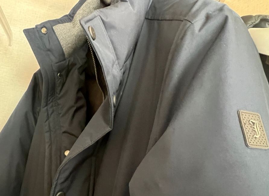 먼지 잘 묻는 옷 원인 제거 방법 알아보겠습니다