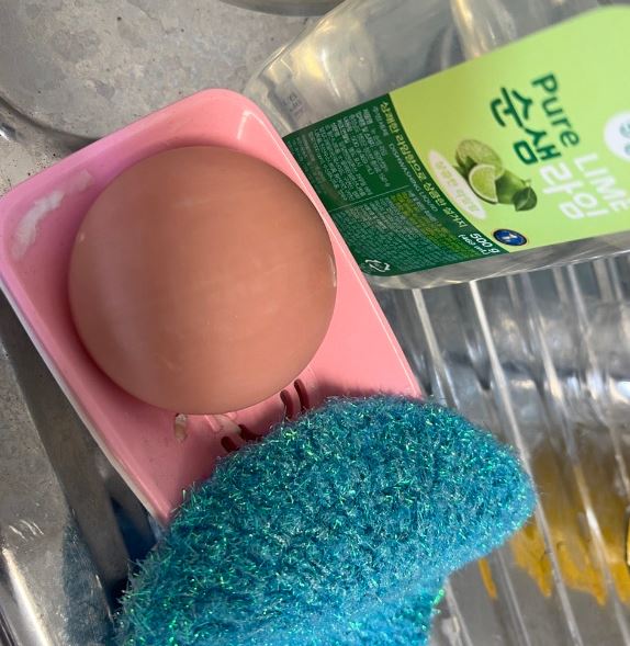 세탁 원리, 세제가 옷에 묻은 때를 제거하는 원리