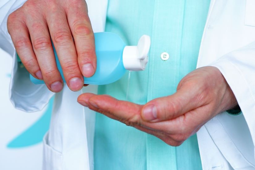 옷 소독 방법, 세탁이나 소독 티슈 사용