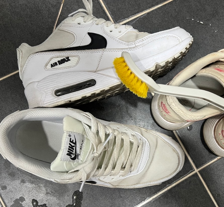 에어맥스 운동화 세척 빨래 방법, 흰색 가죽 운동화 세탁법
