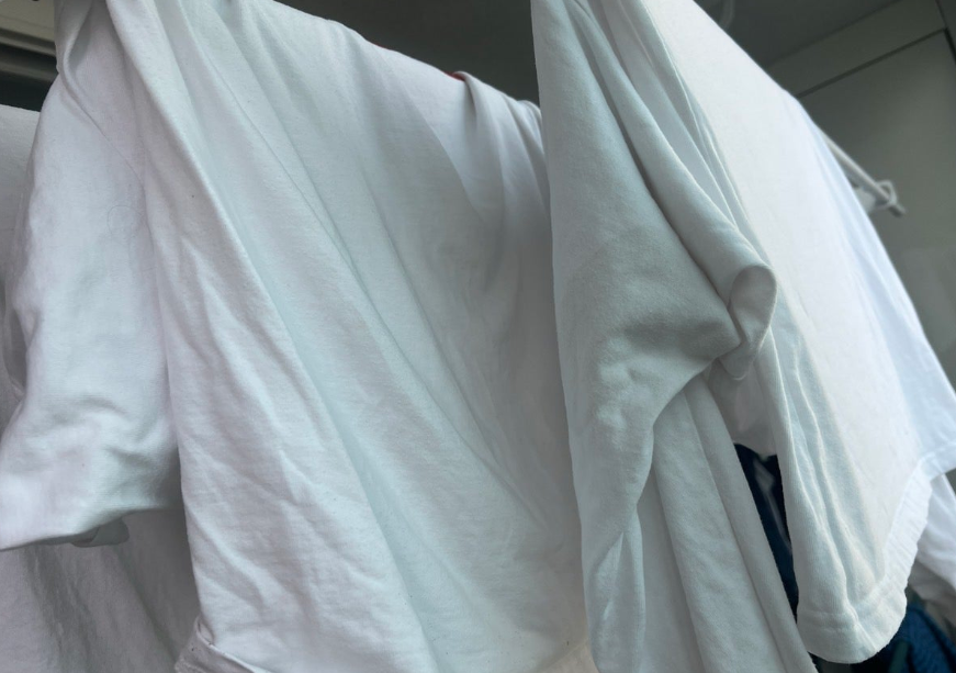 흰옷 목때 누런때, 목 찌든때 옷 소매 때 제거 옷 세탁