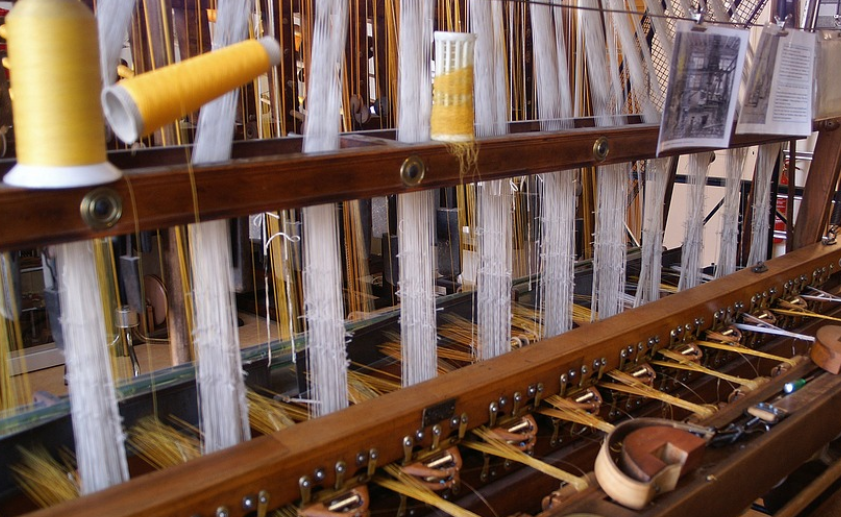 정경공정, 경사빔 경사 감는 공정, 내취방식, 외취방식, 경사 공정