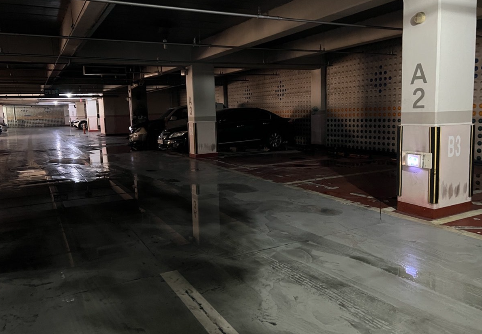 아파트 지하주차장 suv 차량 화재 소방차 28대 출동 11